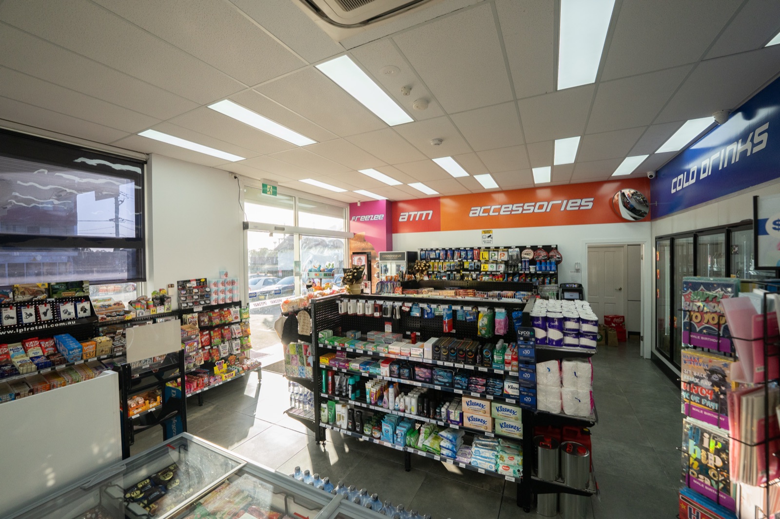 Speedway South Granville (Clyde St) photo 10